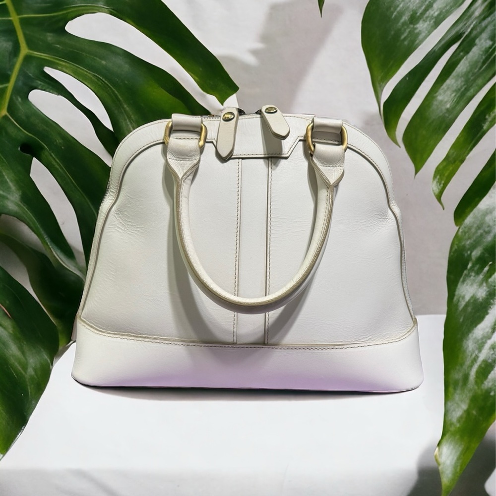 💕❤️Burberry Large Leather Handbag💕❤️ - Picture 3 of 7